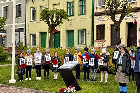 "Opowiemy Ci ich historię..."